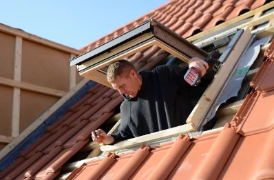 Pose de fenêtres de toit Velux à Valjouze